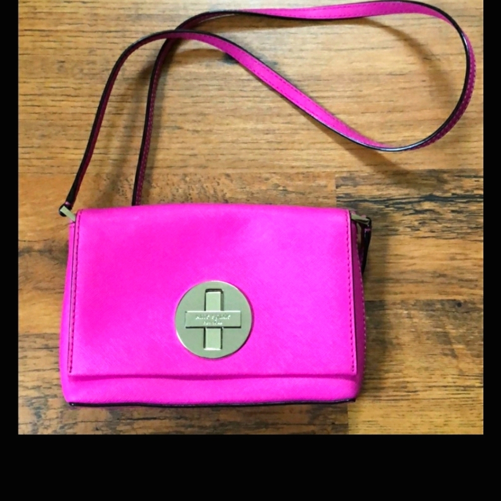 Kate Spade New York Fushia Crossbody.